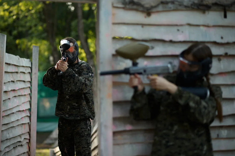 Wieczór kawalerski w FORT Paintball – adrenalina zamiast kolejnego baru